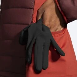 BROOKS Women's Shield Hybrid Jacket 2.0 (223 - Run Raisin/Copper) -Hoka Store 221557 223 d1 shield hybrid jacket womens running jacket